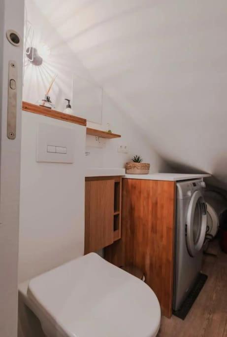 Duplex Au Coeur Du Marais, 4th Arrondissement Apartment *